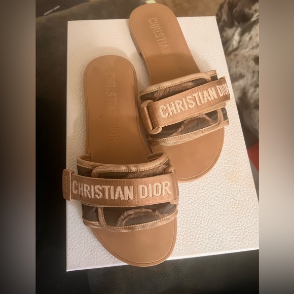 Preowned- 👡 Christian Dior Diorevolution Slide - Picture 1 of 15
